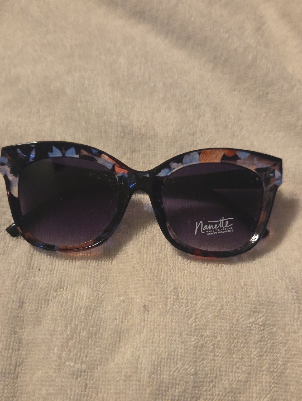 Nanette Lepore Blue and Brown Floral Tortoise Cat-Eye Sunglasses(26)